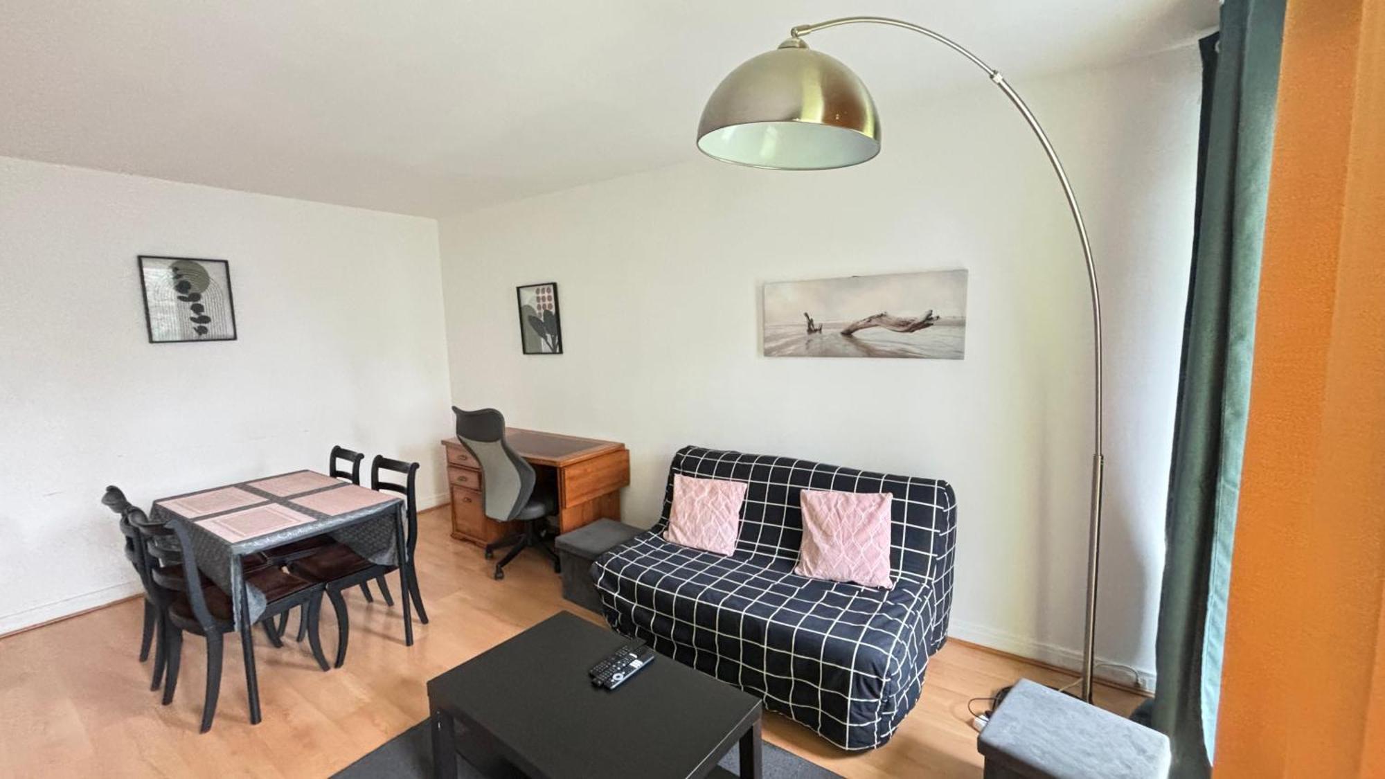 Ferienwohnung Deux Pieces Ris Orangis Ris-Orangis Exterior foto